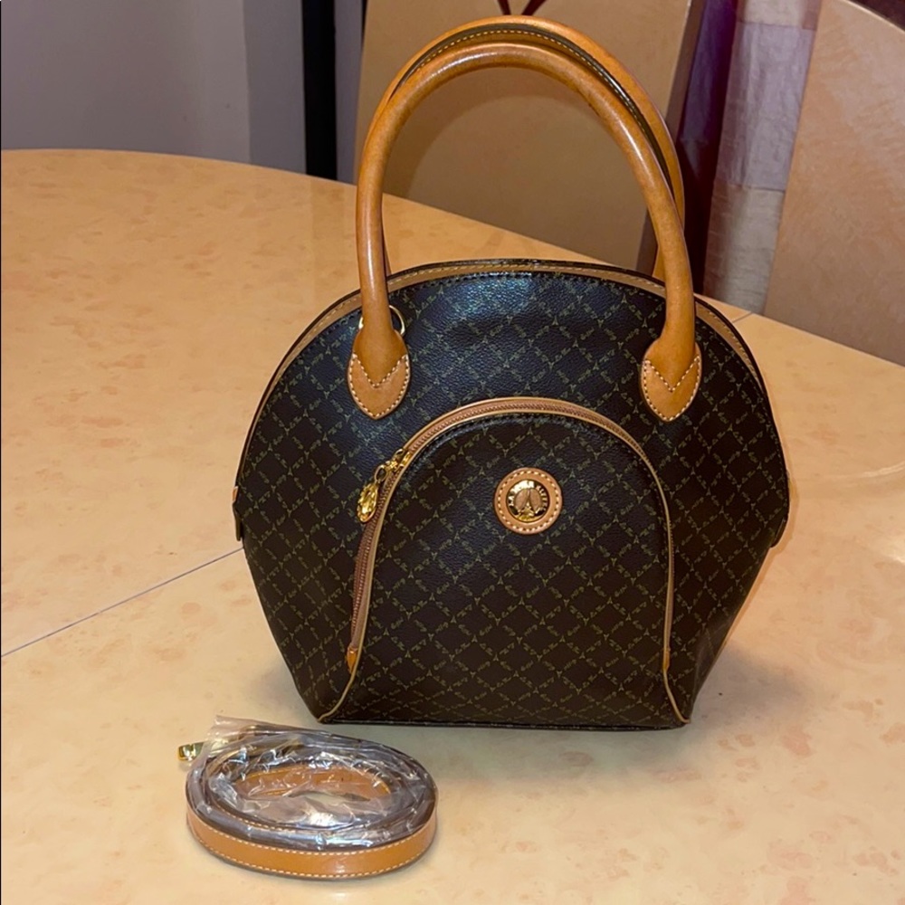 🇫🇷 La Tour EIFFEL 🗼Leather Satchel handbag 👜